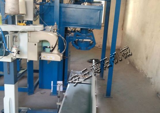 氧化铁定量包装机现场