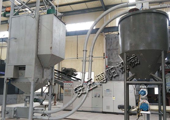 石灰粉吨袋拆包机现场