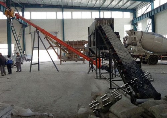 水泥拆包机客户使用现场