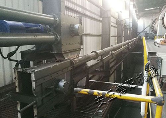 钛铁粉管链输送机使用现场