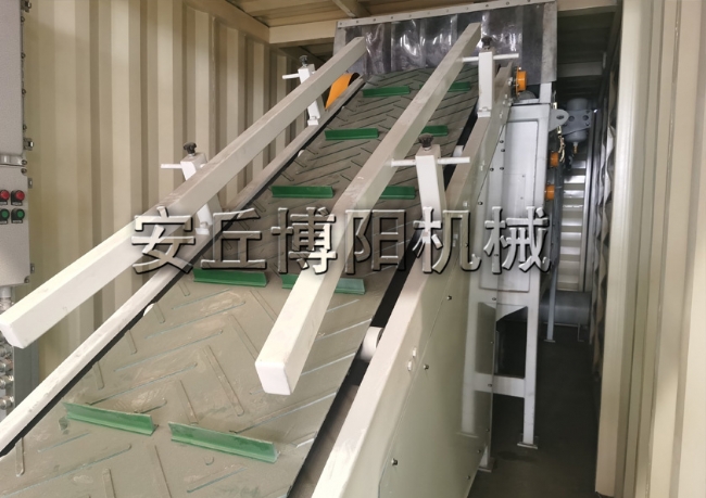 矿粉集装箱自动拆包机 自动破袋机车间图片