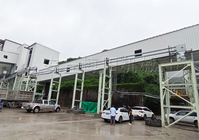 纯碱管链输送机现场、山东管链式提升设备厂家