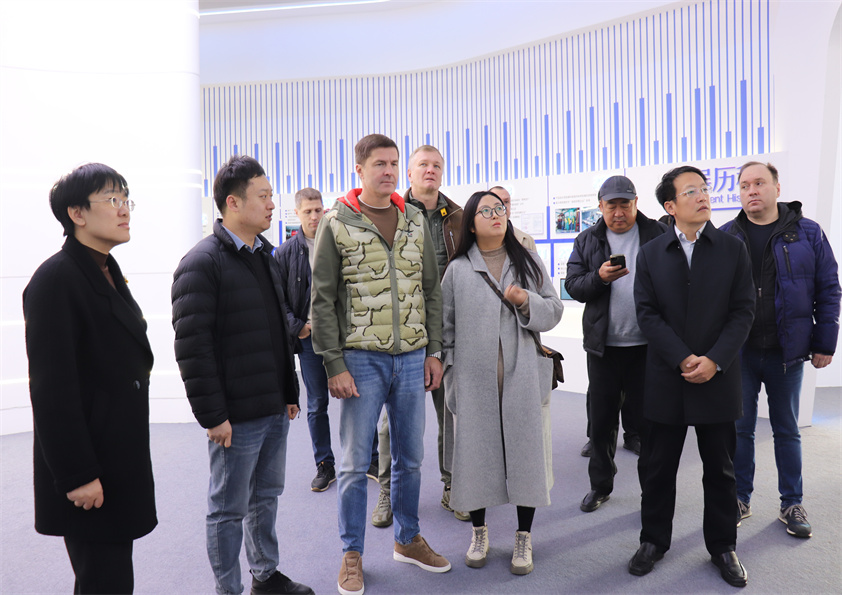 俄罗斯莫斯科州柳别尔齐市市长代表团莅临博阳机械考察交流