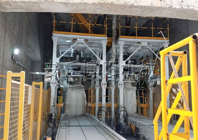 纯碱吨袋包装机解决方案   安丘博阳吨包包装称生产厂家  可能根据客户需求非标定制